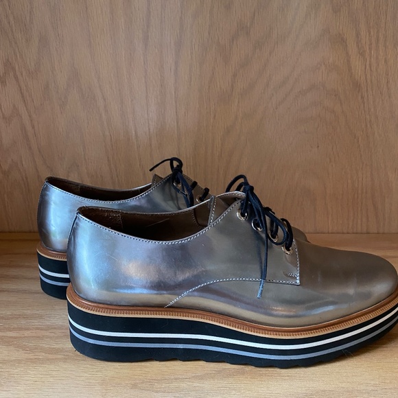 Altariva Roma Silver Platform Oxfords Size 6.5 - Picture 2 of 7